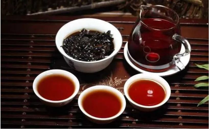 黑茶飲用有哪些禁忌？犯了禁忌黑茶有什么功效？