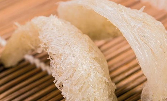 燕窩的功效與作用是什么？吃燕窩對(duì)人體有哪些好處？